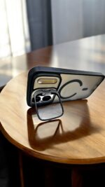 Ultra-Light Fiber Cover with Stand for iPhone 17 Pro / Pro Max - Image 7