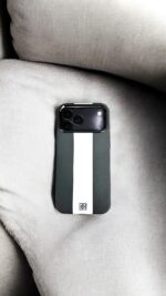 Stylish Stripes Pattern (Dual Color) iPhone 17 Pro / Pro Max - Image 9